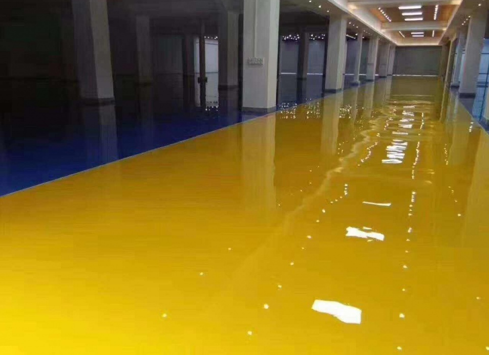 环氧地坪漆中涂层的作用